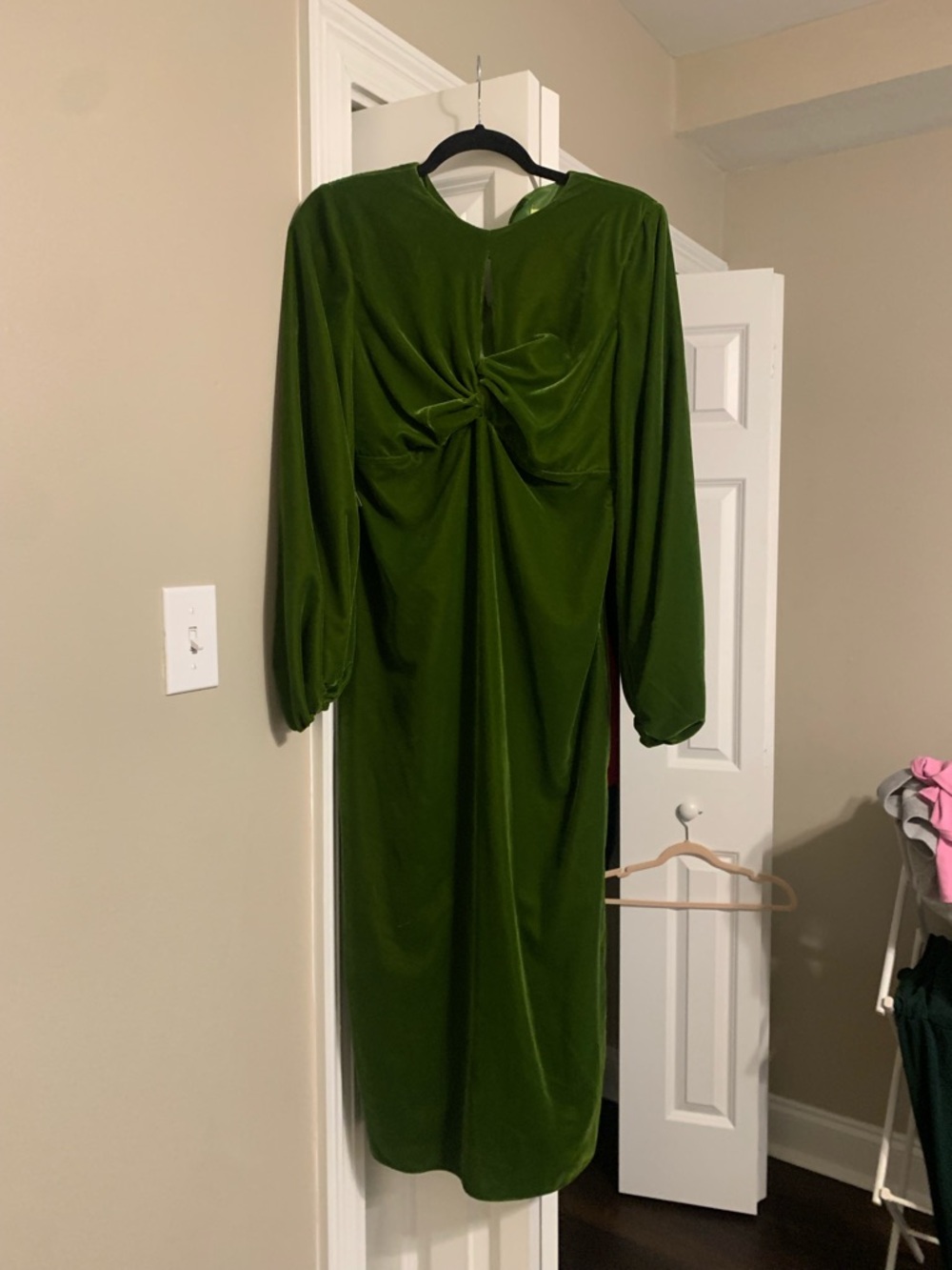Olive Green velvet key hole Twist-Front Midi Dress — Long Sleeve
